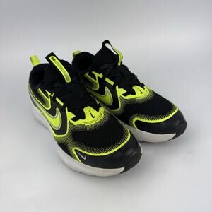 Nike Cosmic Runner Kids Black Volt Yellow Running Shoes HM4402-005 Size 4.5Y